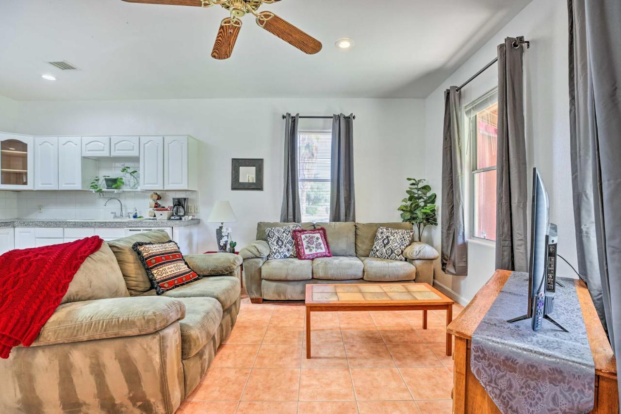 Cozy And Relaxing Eloy Apartment With Pool Access Экстерьер фото