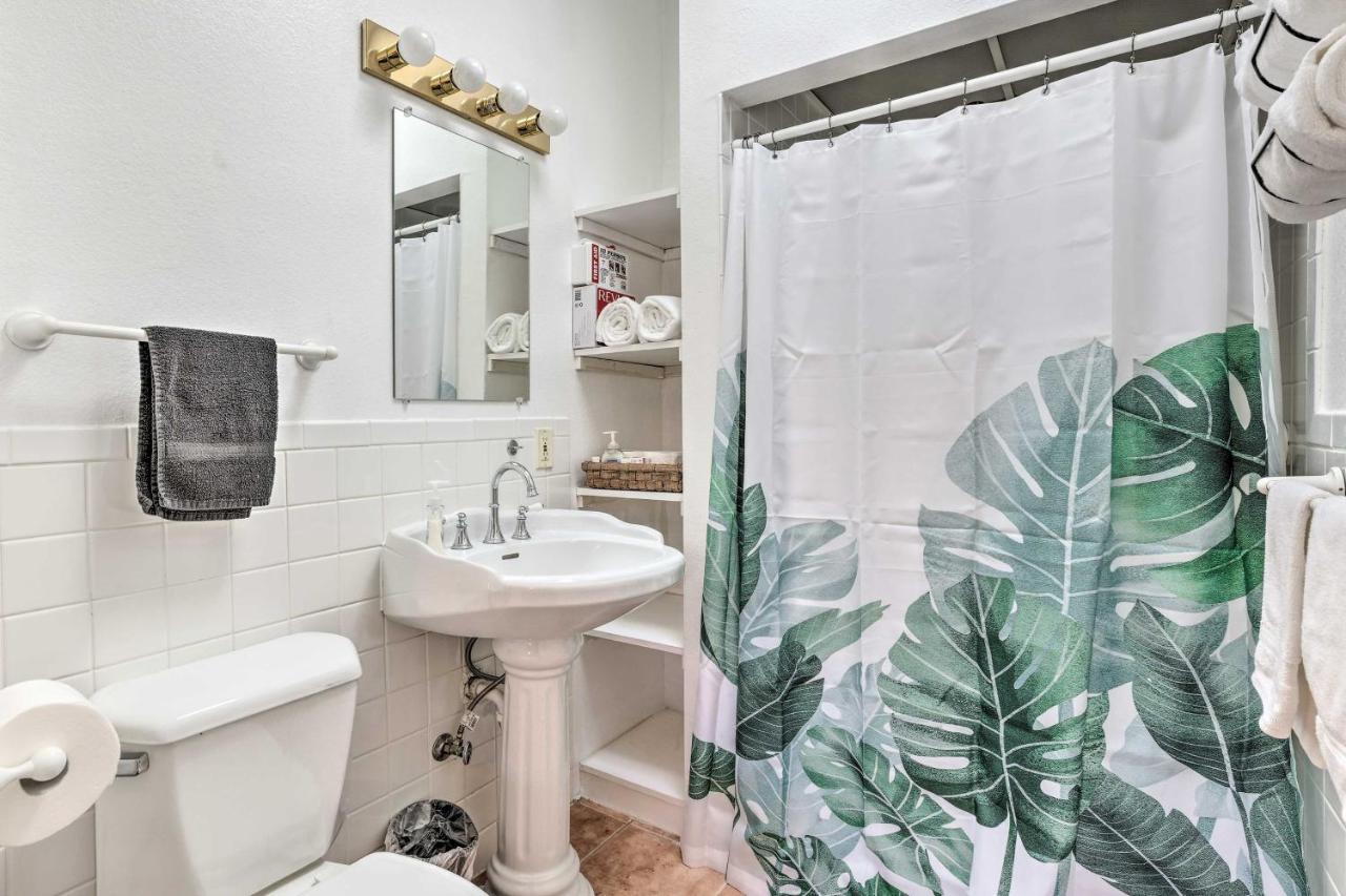 Cozy And Relaxing Eloy Apartment With Pool Access Экстерьер фото