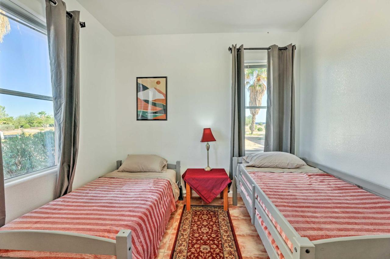 Cozy And Relaxing Eloy Apartment With Pool Access Экстерьер фото